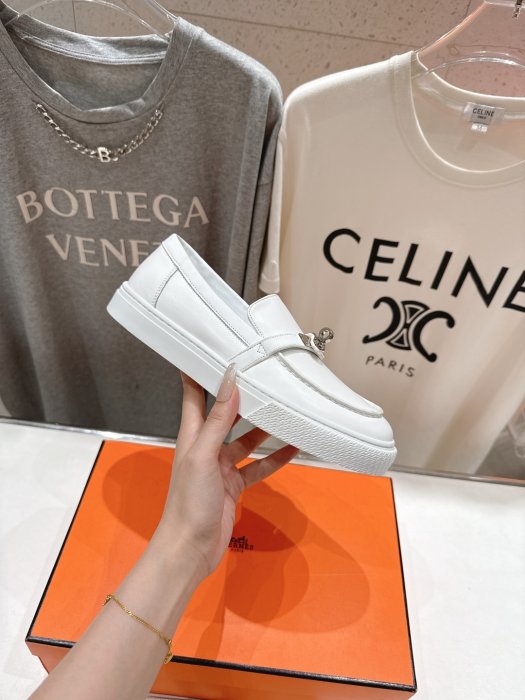 Лоферы женские фото 5