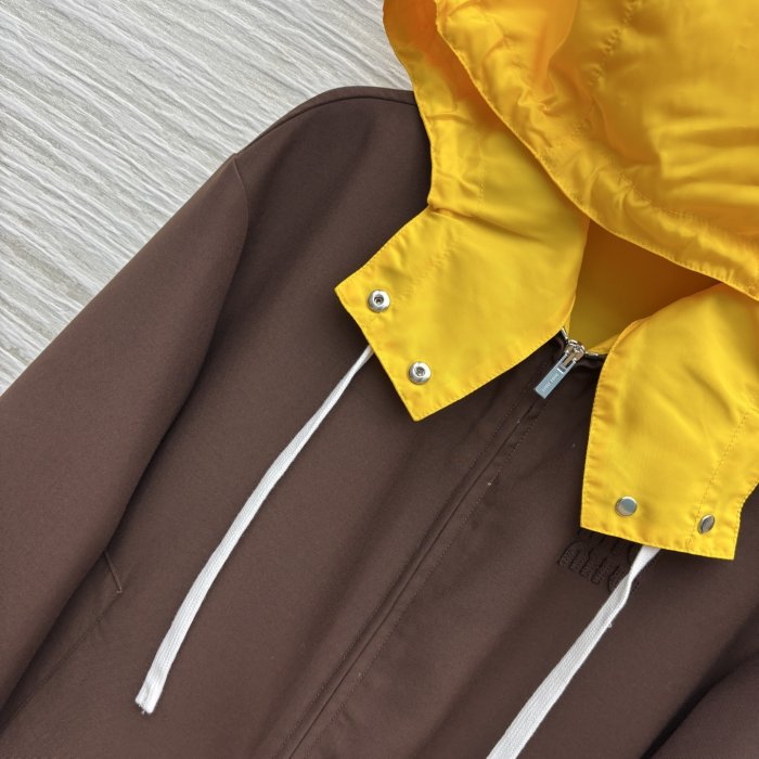 Jacket women's фото 3