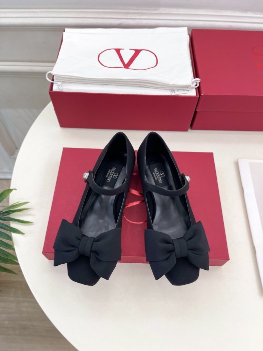 Ballet shoes