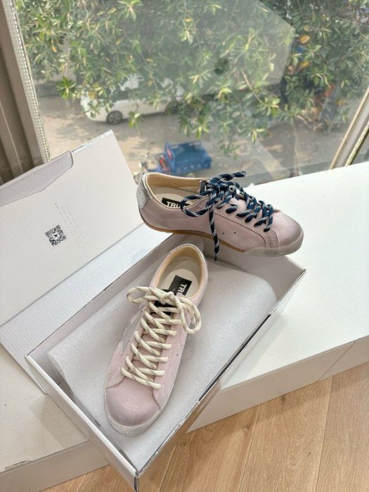 Кроссовки Golden Goose фото 7