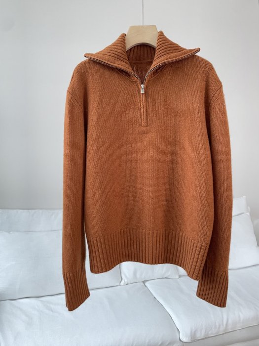 Cashmere pullover