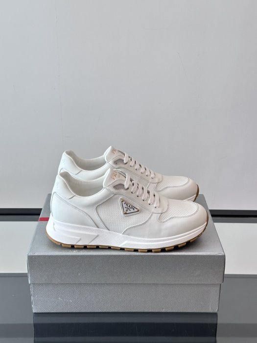 Кроссовки мужские