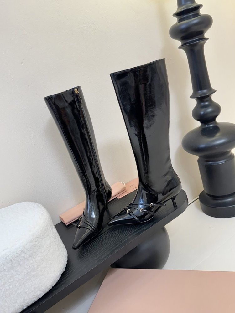 Boots women's фото 3