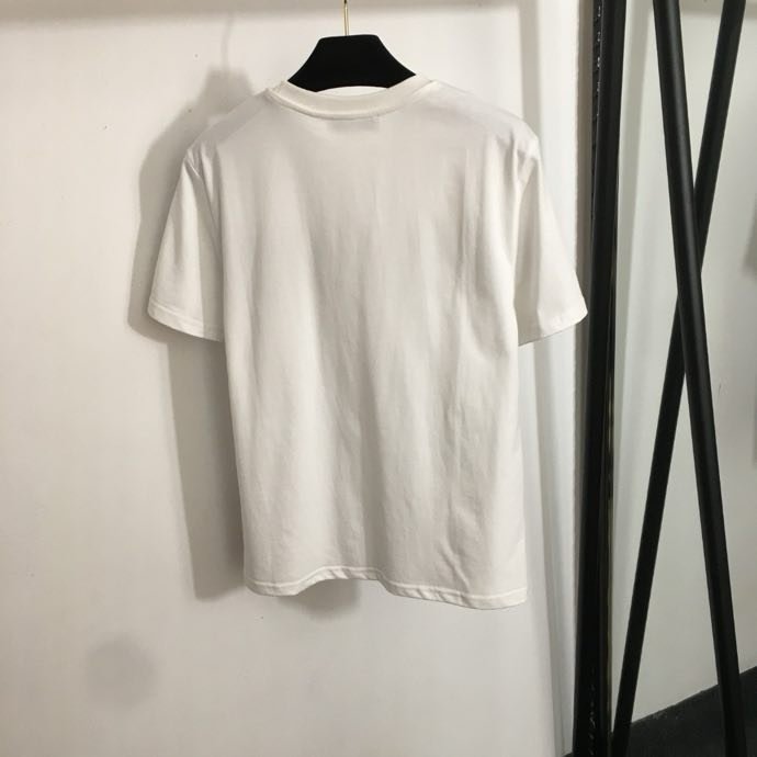 Костюм женский фото 2