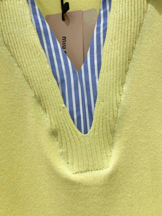 T-shirt women's фото 4