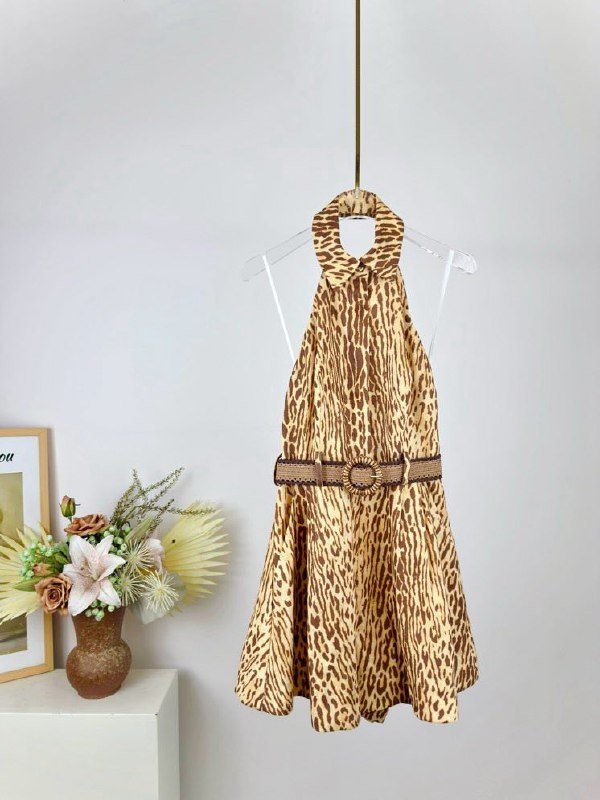 Комбинезон CASCADIAN с леопардовым принтом и классическими лацканами