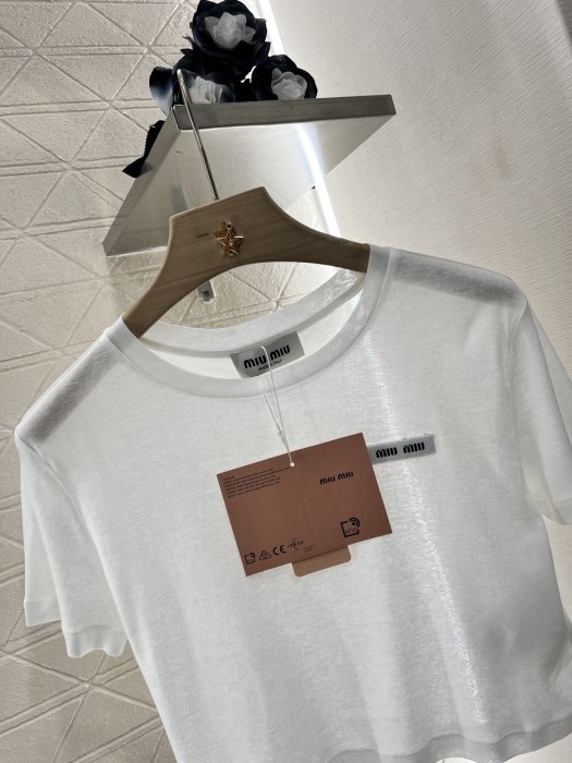 Футболка женская фото 3