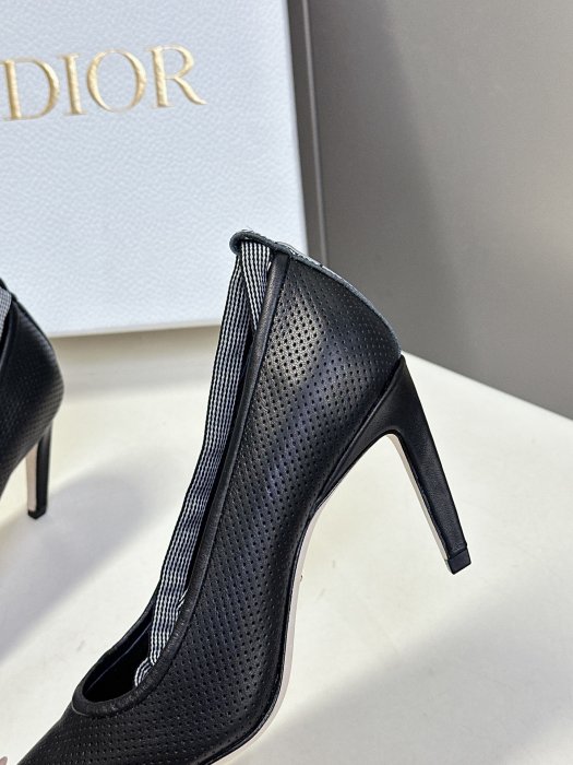 Туфли женские фото 8