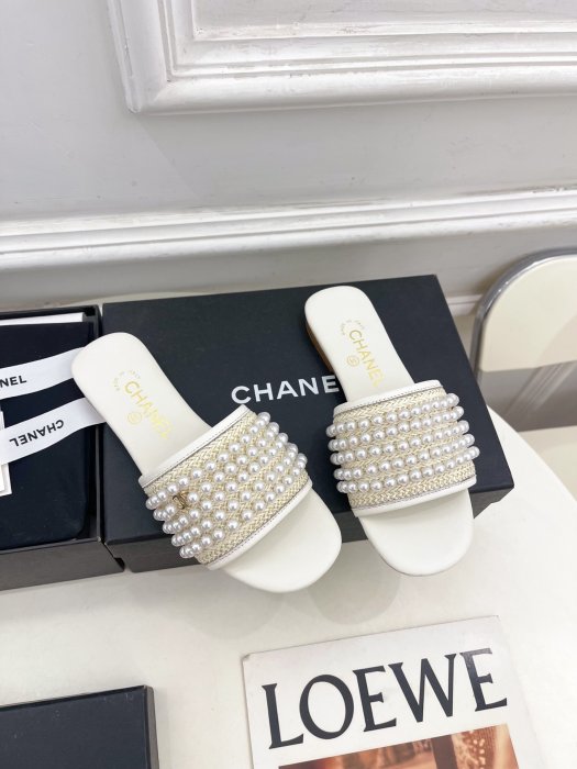 Шлепанцы фото 2