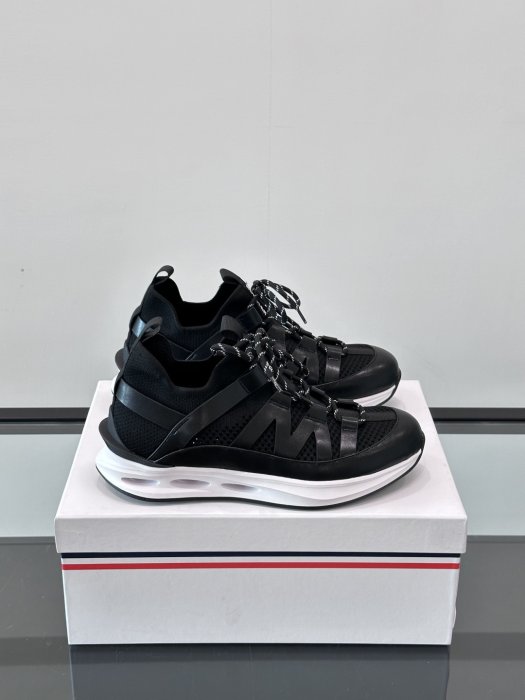 Кроссовки мужские