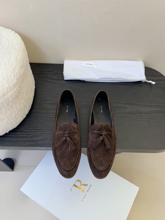 Лоферы жіночі