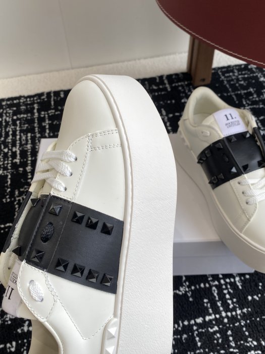 Кросівки жіночі фото 5