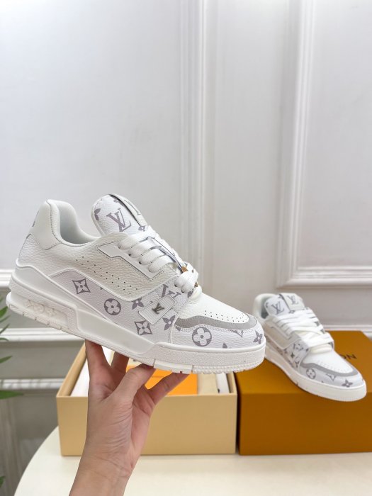 Sneakers фото 4