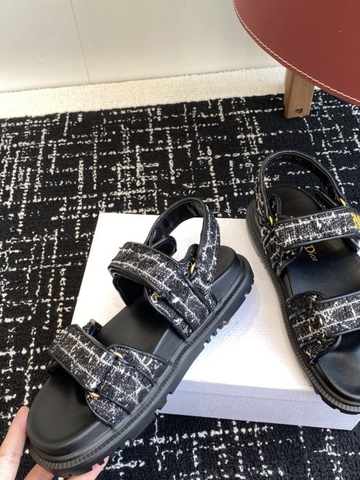 Sandals women's фото 7