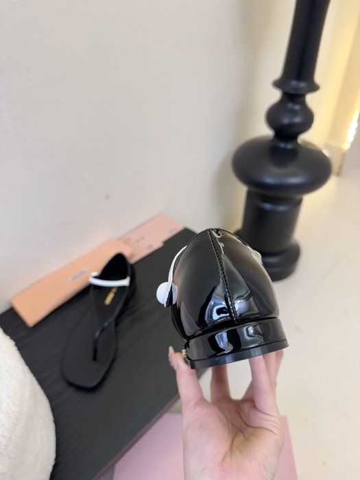 Сандалии женские фото 7