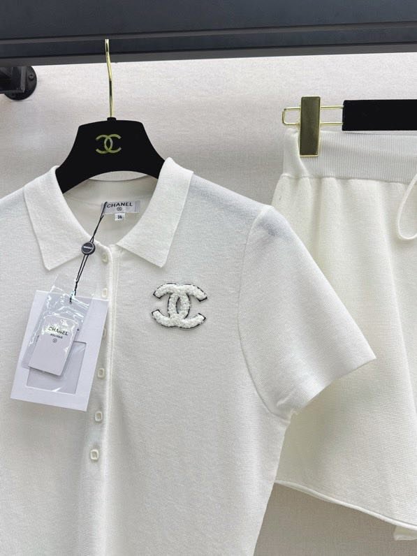 Костюм жіночий фото 7