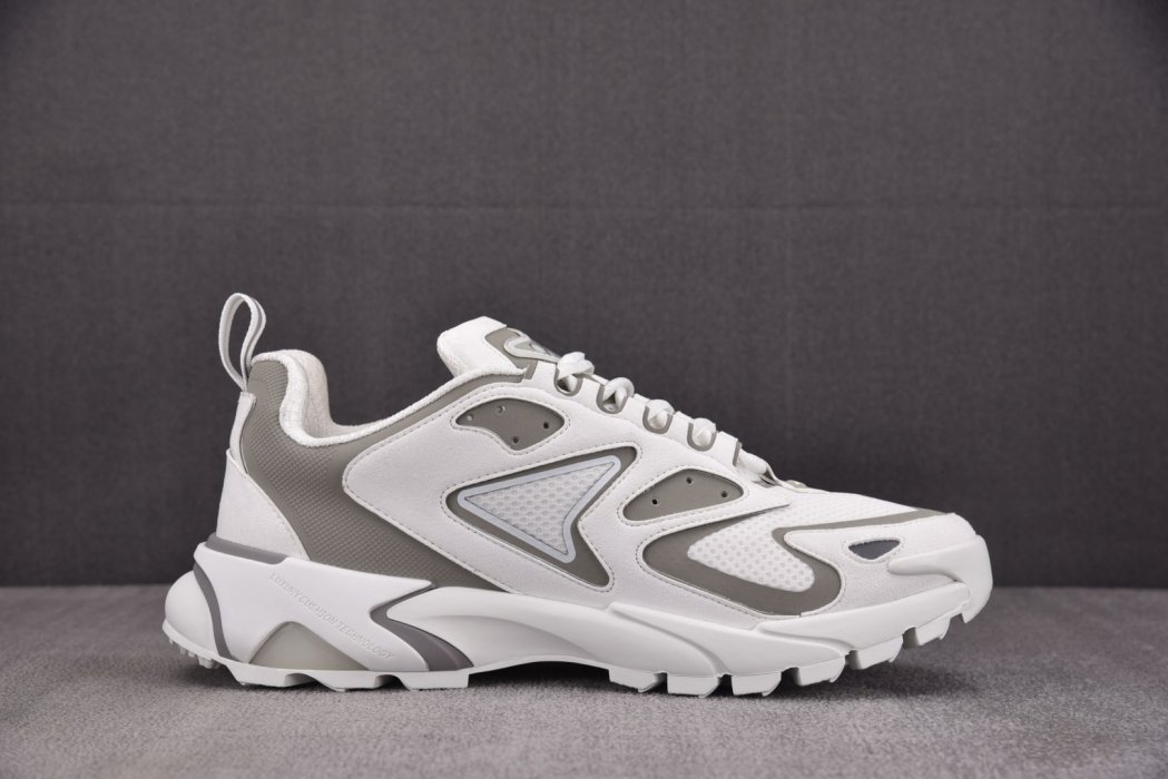 Кроссовки LOUIS VUITTON Runner Tatic Grey White фото 2