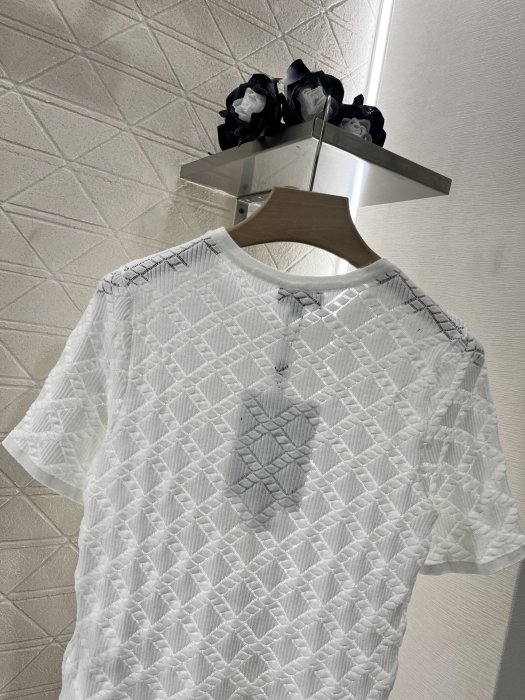 Футболка женская фото 4