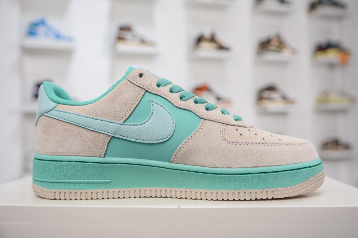 Кросівки Tiffany Co. x Nike Air Force 1 Low S Friends and Family фото 3