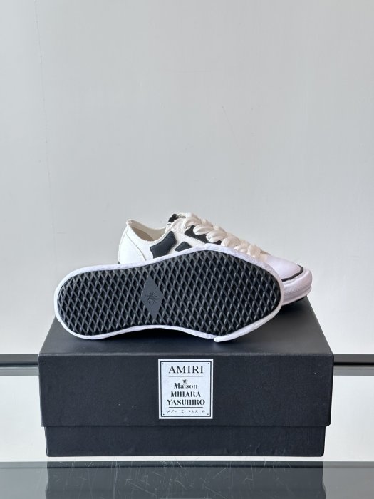 Кросівки чоловічі фото 9