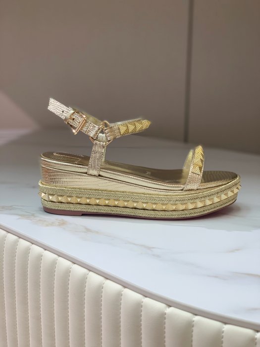 Босоножки фото 4