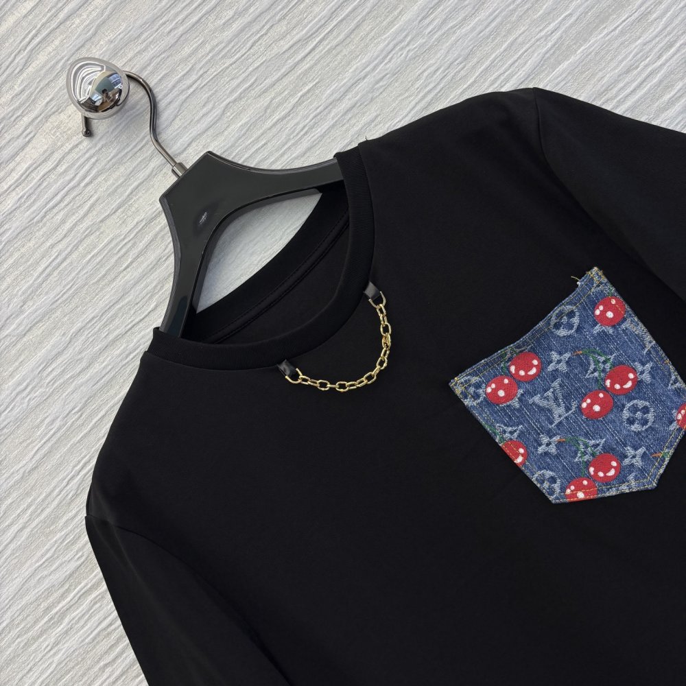 Футболка жіноча фото 6