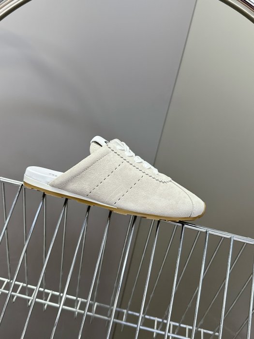 Кроссовки фото 5