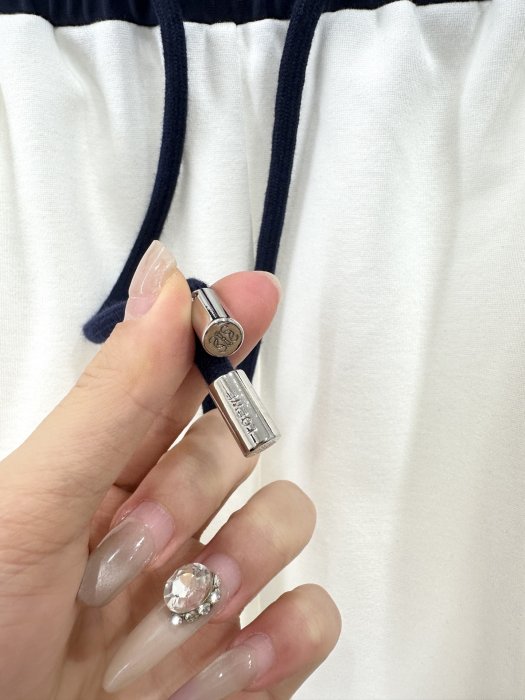 T-shirt women's фото 9