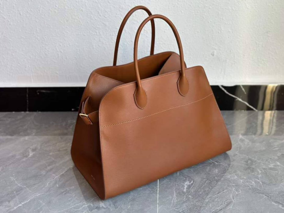 THE ROW / A bag women's Margaux 15