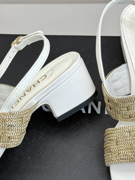 Босоножки фото 6