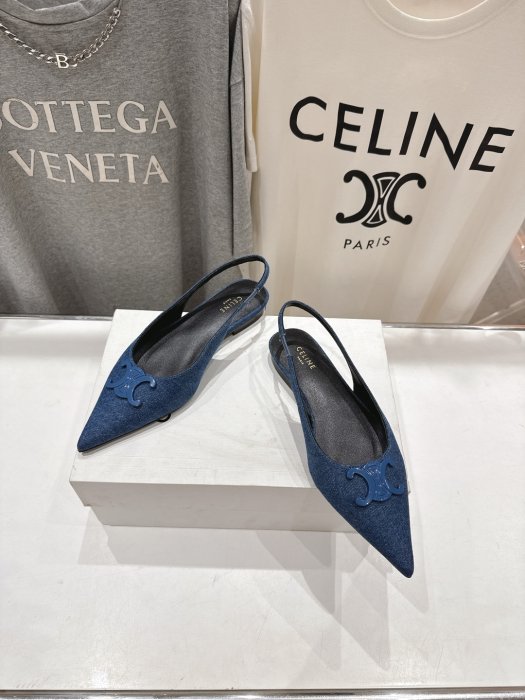 Босоножки фото 2