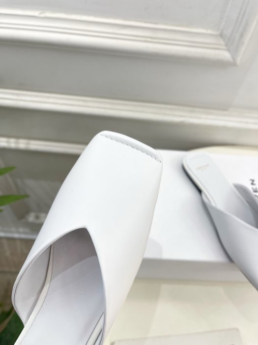 Туфлі жіночі фото 7