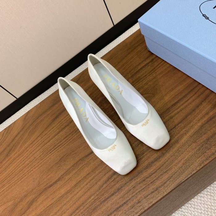 Туфли женские фото 3