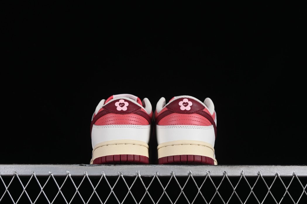 Sneakers Dunk Low GS Valentines Day HF0736-161 фото 4