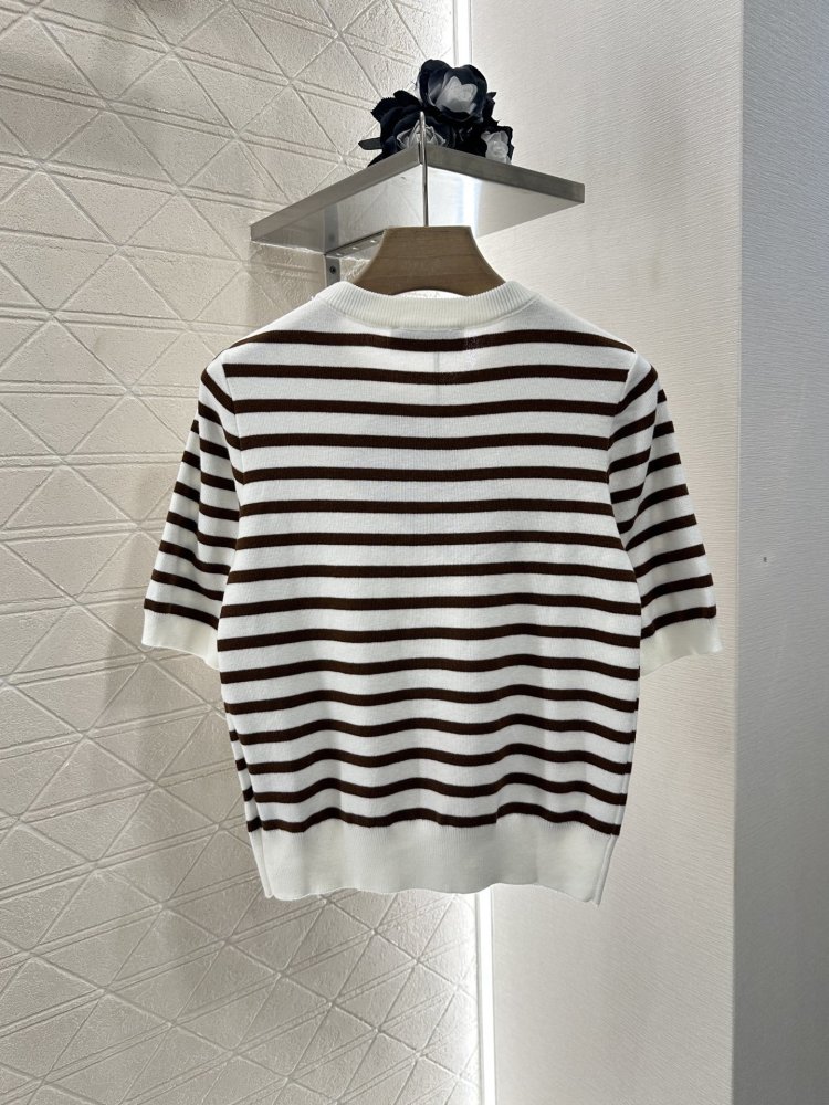 Футболка жіноча фото 2