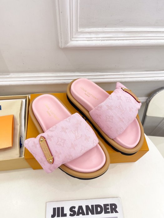 Шлепанцы фото 2