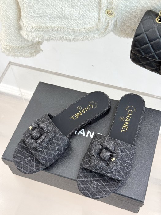 Шлепанцы фото 2