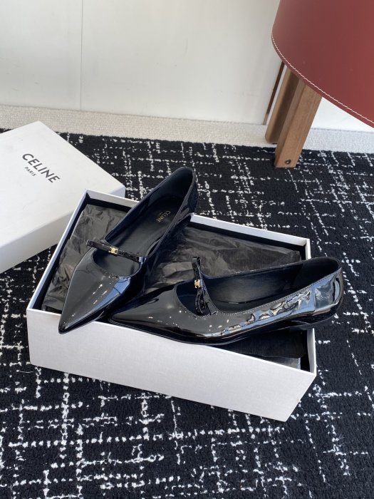 Туфли женские фото 3