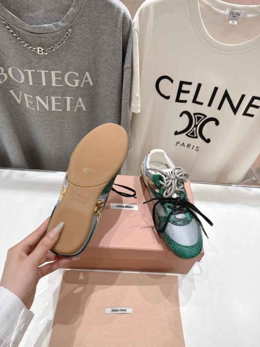 Кроссовки фото 9