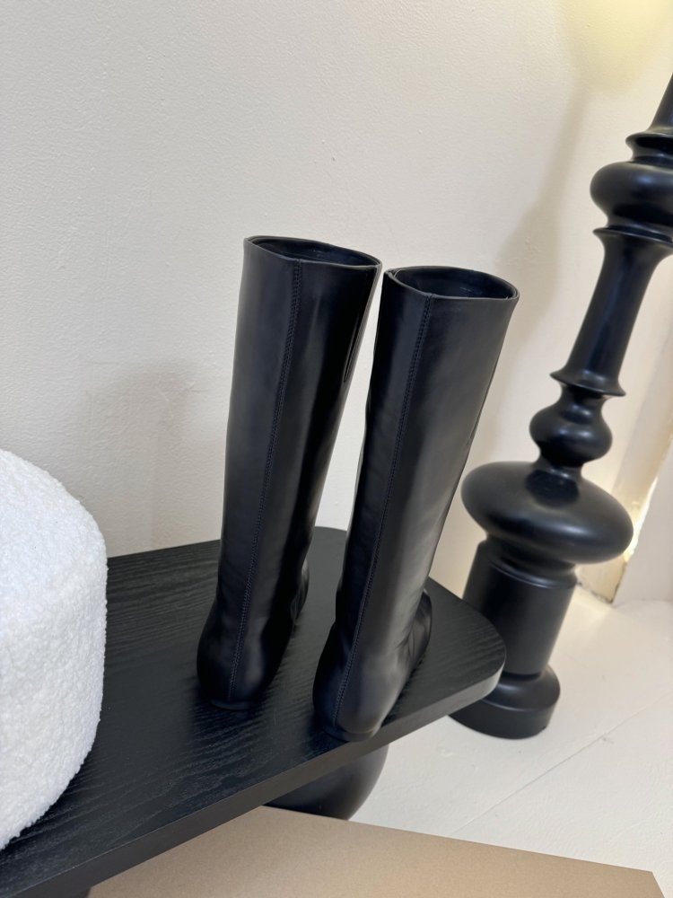 Чоботи жіночі фото 7