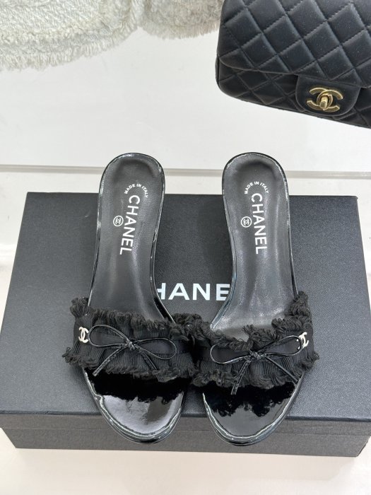 Босоножки фото 4