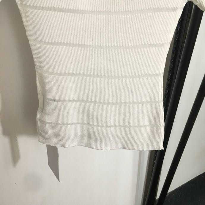 T-shirt women's фото 5