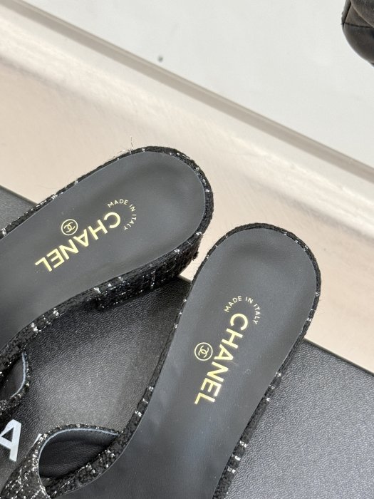 Босоножки фото 8