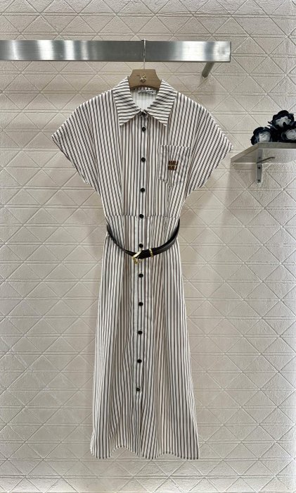 Плаття, Сукня