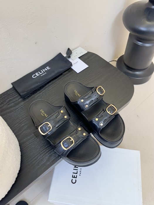 Шлепанцы женские