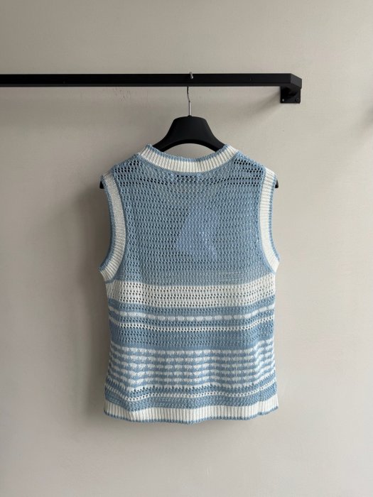 Футболка женская фото 2