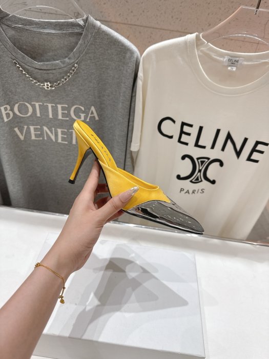 Босоніжки фото 5