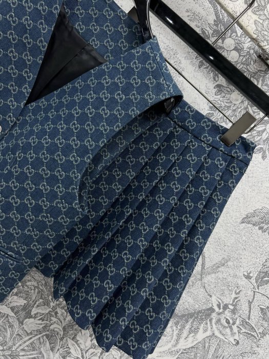 Costume female фото 6