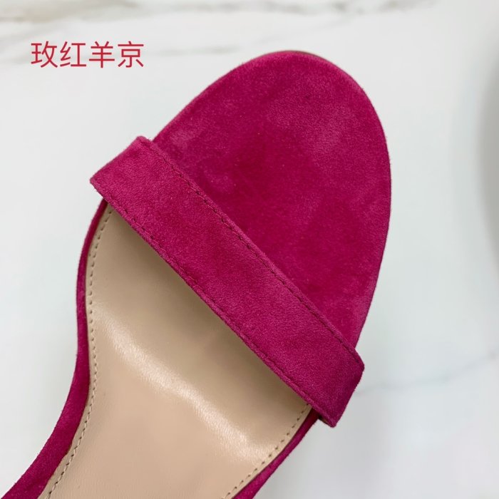 Босоножки фото 4