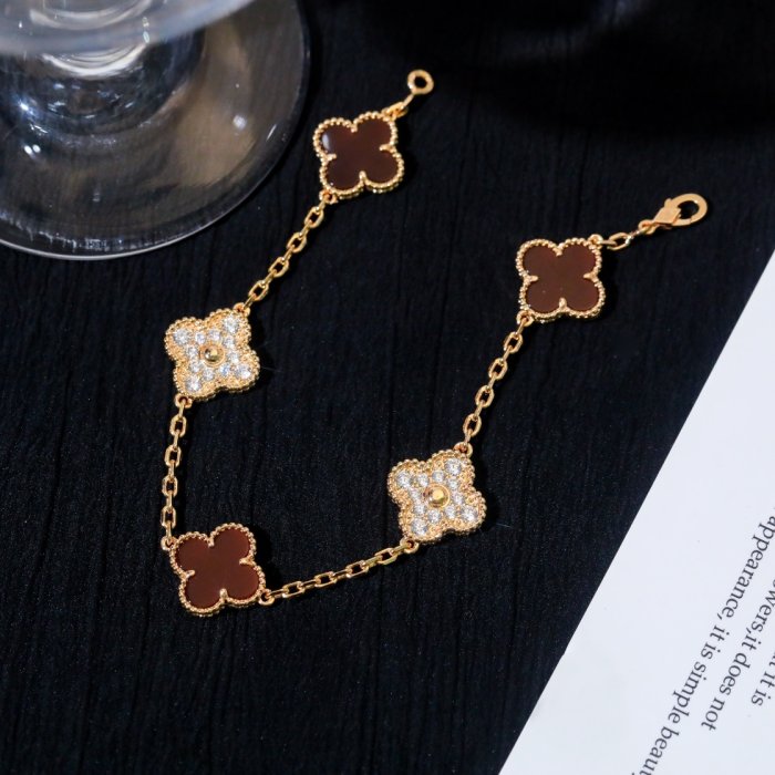 A bracelet